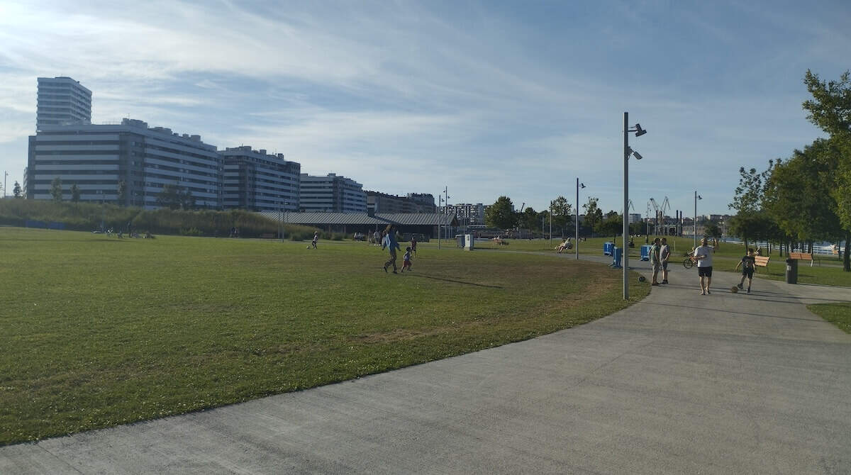 Barakaldok eklipsea bizitzeko gonbitea egin du Zamalandan egingo den jai eta dibulgazio jardunaldiarekin · enbarakaldo.com