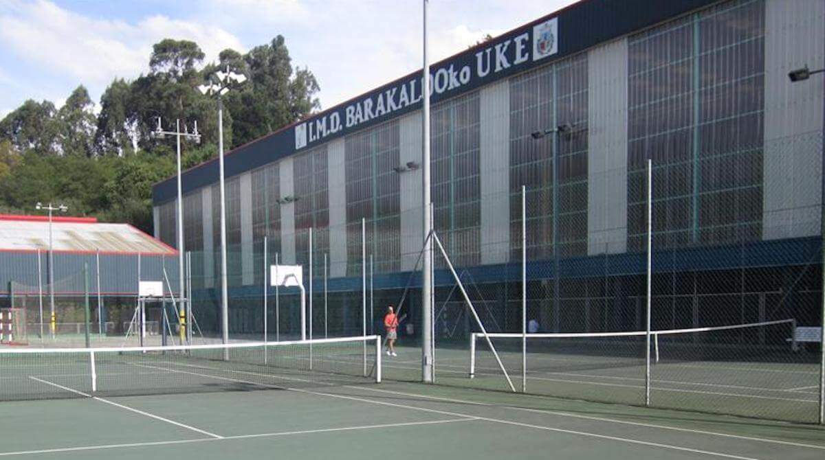 EH Bilduk Barakaldo Kirolak-eko ‘Gazte Abonoa 'aplikatzea eskatu du · enbarakaldo.com